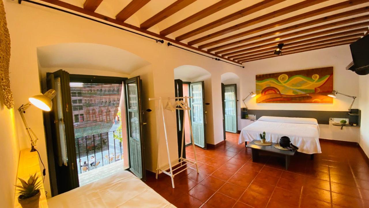 Hostel Plaza Mayor Corredera กอร์โดบา ภายนอก รูปภาพ