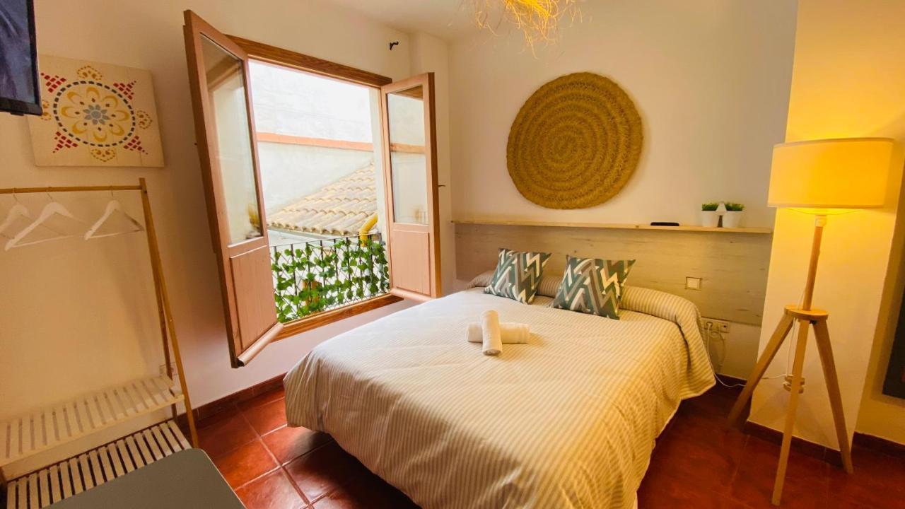 Hostel Plaza Mayor Corredera กอร์โดบา ภายนอก รูปภาพ