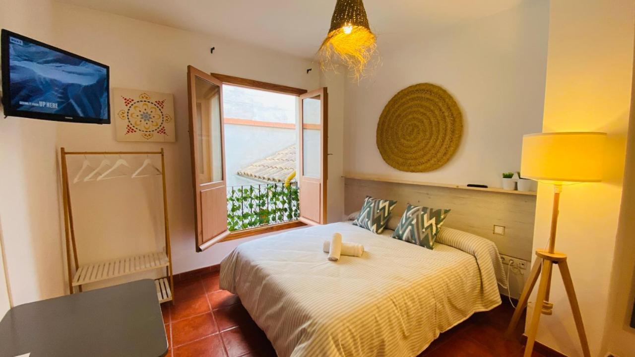 Hostel Plaza Mayor Corredera กอร์โดบา ภายนอก รูปภาพ